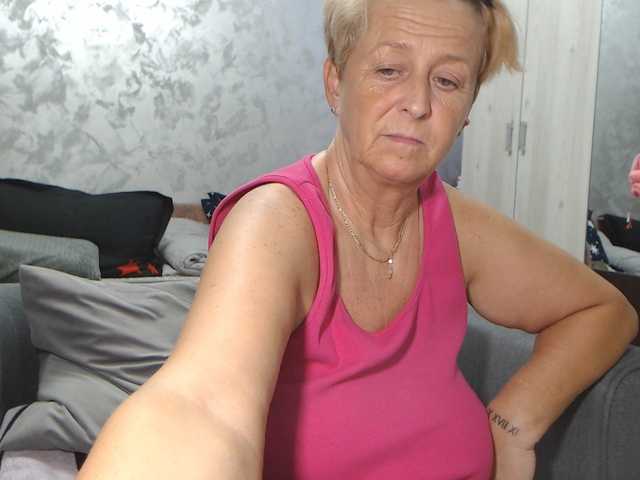 LovePinkLilli live cam on BongaCams