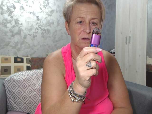 LovePinkLilli live cam on BongaCams