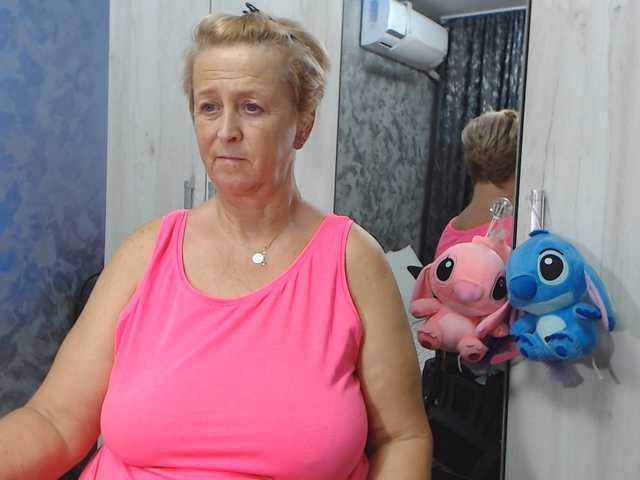 LovePinkLilli live cam on BongaCams