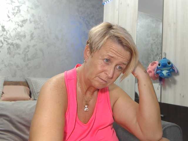 LovePinkLilli live cam on BongaCams