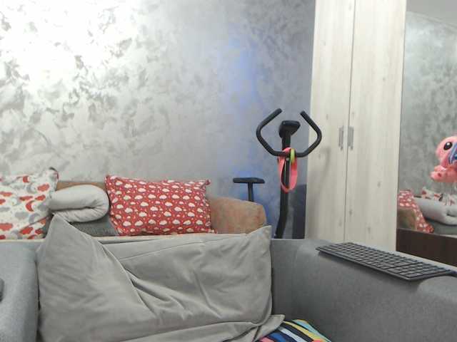 LovePinkLilli live cam on BongaCams