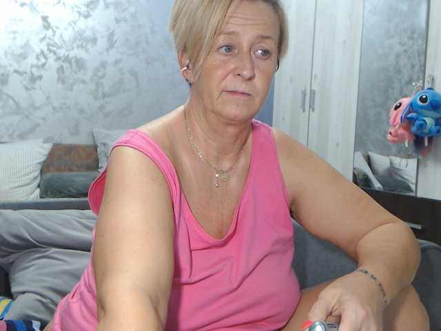 LovePinkLilli live cam on BongaCams