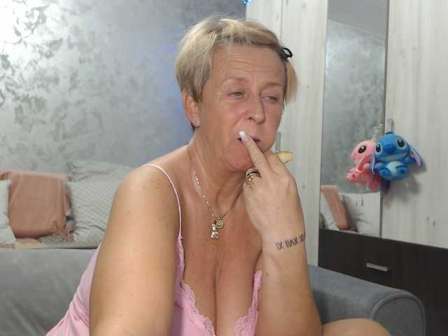 LovePinkLilli live cam on BongaCams