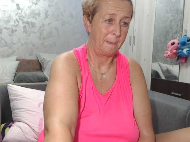 LovePinkLilli live cam on BongaCams