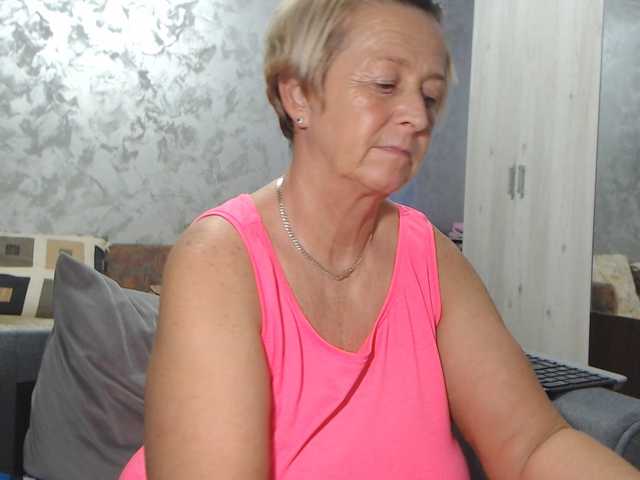 LovePinkLilli live cam on BongaCams