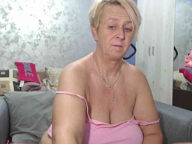 LovePinkLilli