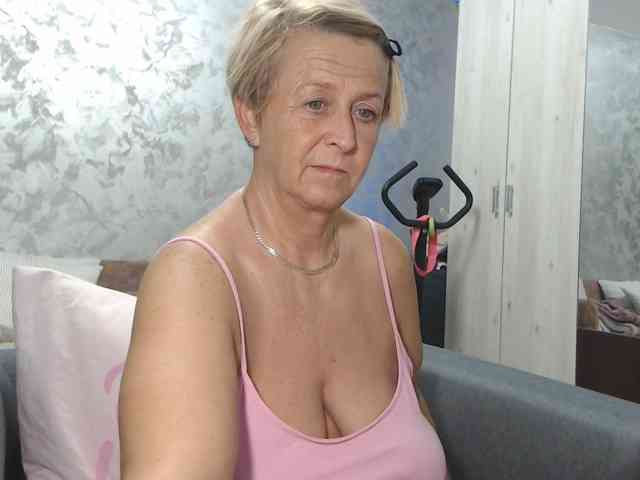 LovePinkLilli