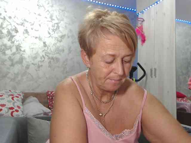 LovePinkLilli