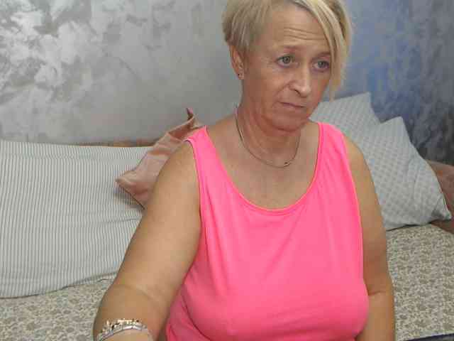 LovePinkLilli