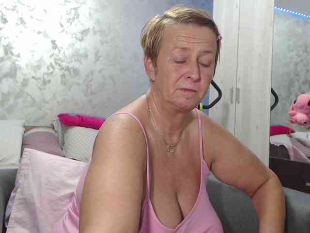 LovePinkLilli