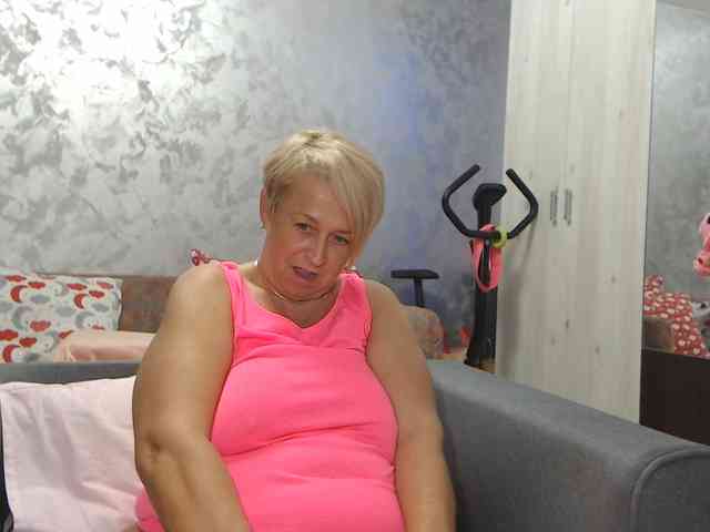 LovePinkLilli