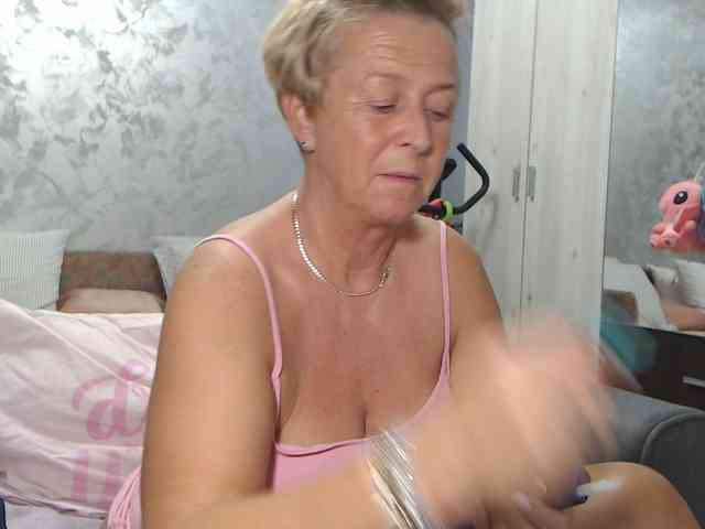 LovePinkLilli
