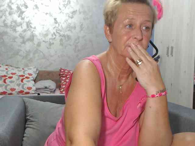 LovePinkLilli
