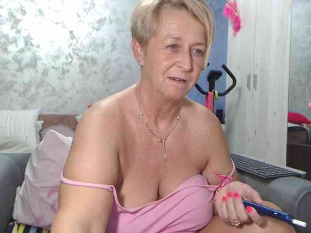 LovePinkLilli