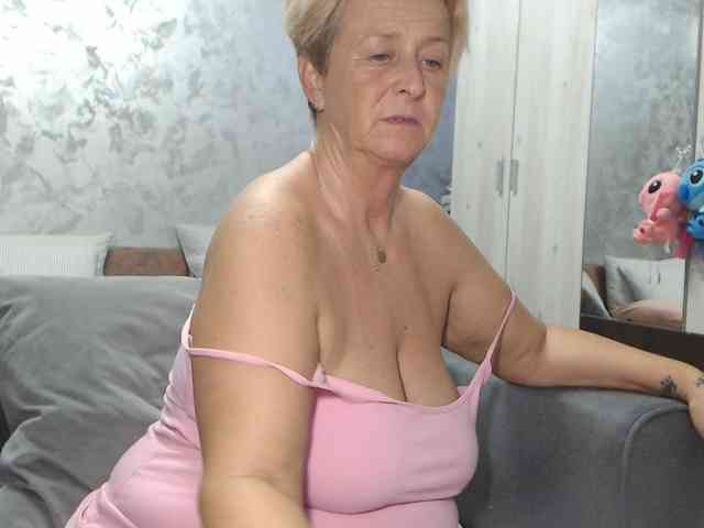 LovePinkLilli LovePinkLilli