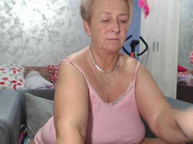 LovePinkLilli