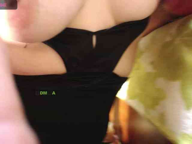 Meghan-M Sex Cam Show