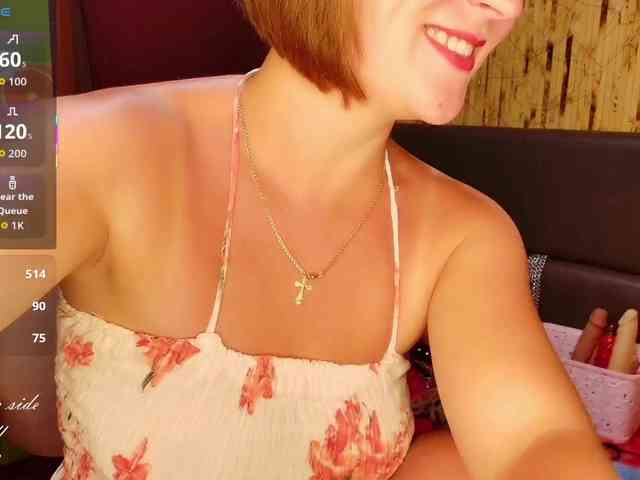 Meghan-M webcam