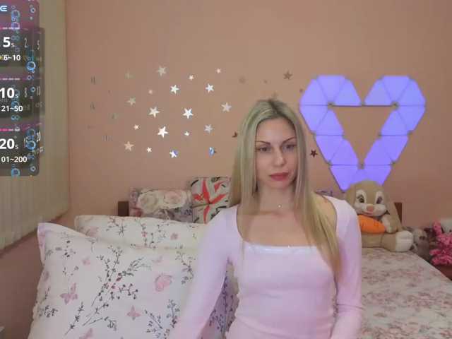 _L_o_v_e_ live cam on BongaCams