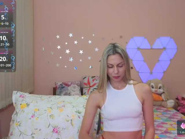 _L_o_v_e_ live cam preview