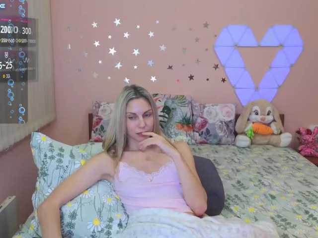 --LiMoNaDiK-- live cam on BongaCams