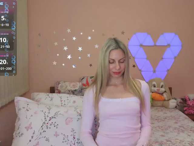 _L_o_v_e_ live cam on BongaCams