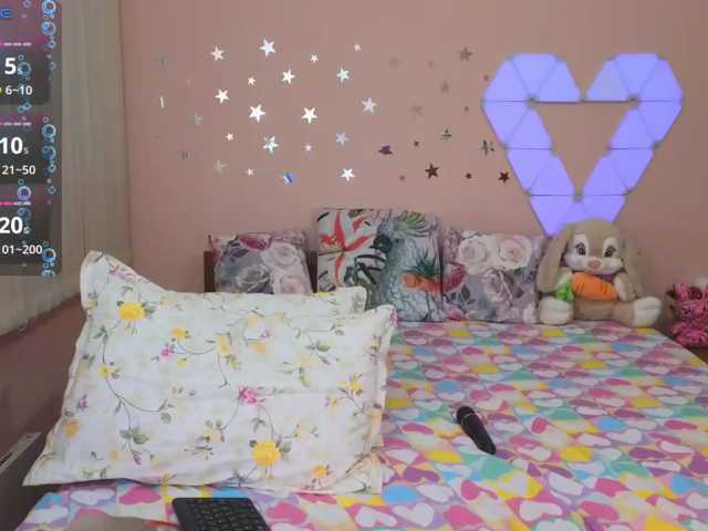 _L_o_v_e_ live cam preview