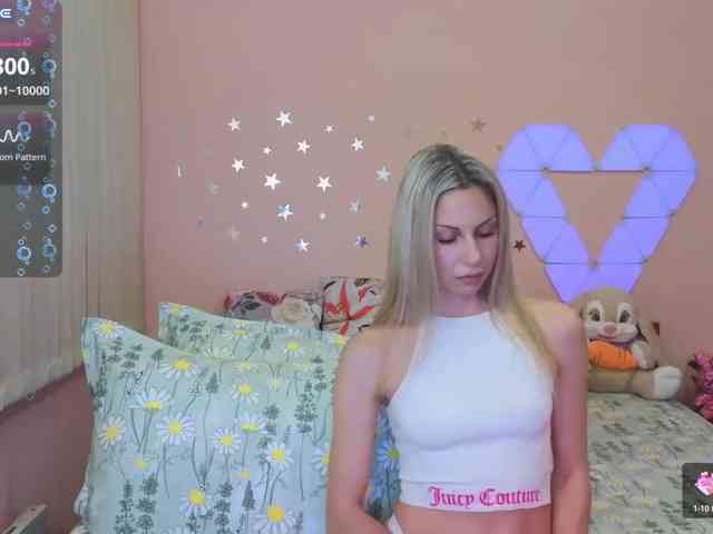 _L_o_v_e_ webcam