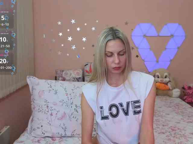 _L_o_v_e_ webcam
