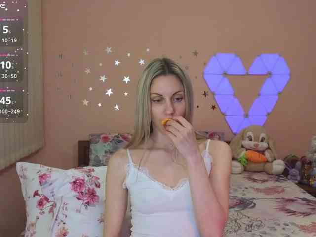 _L_o_v_e_ webcam