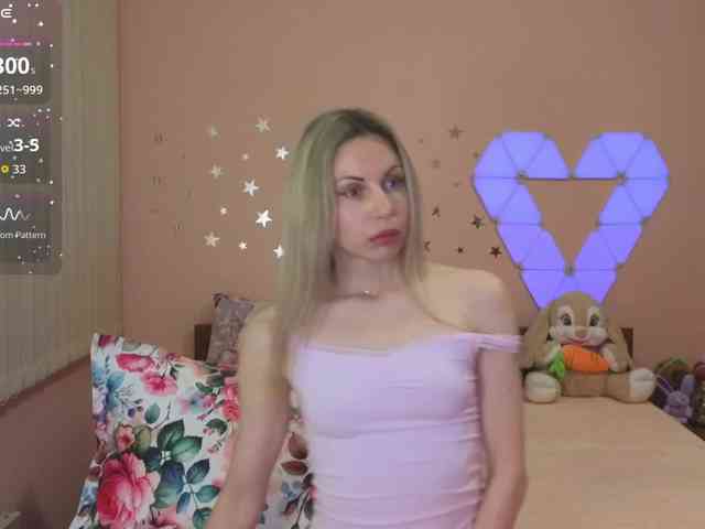 _L_o_v_e_ webcam