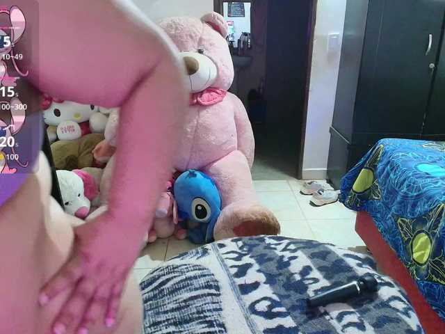 PandoraDreams live cam on BongaCams