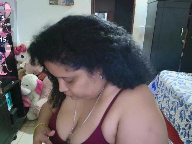 millarobertss live cam preview