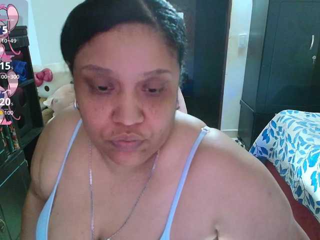 PandoraDreams live cam on BongaCams