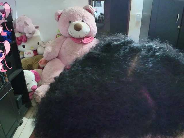 millarobertss live webcam show