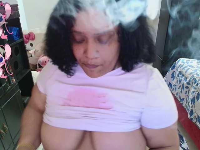 PandoraDreams live cam on BongaCams