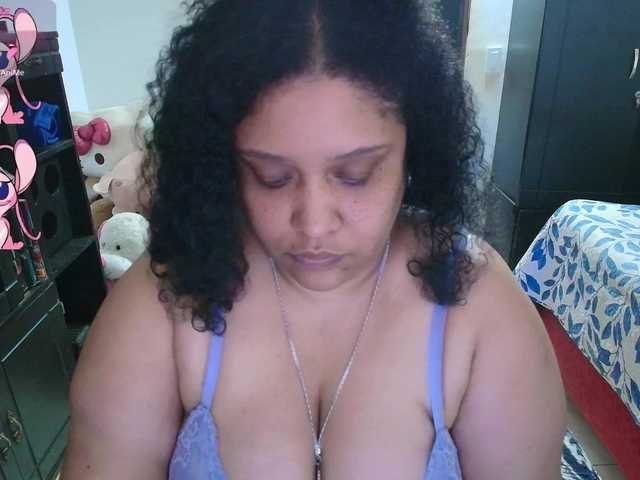 PandoraDreams live cam on BongaCams