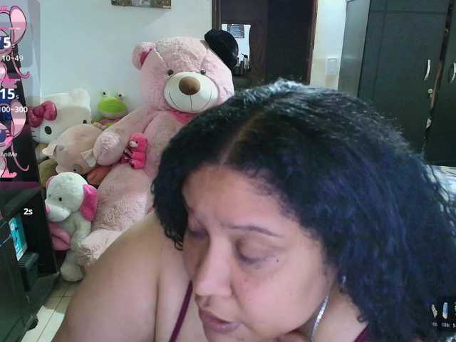 millarobertss live cam preview