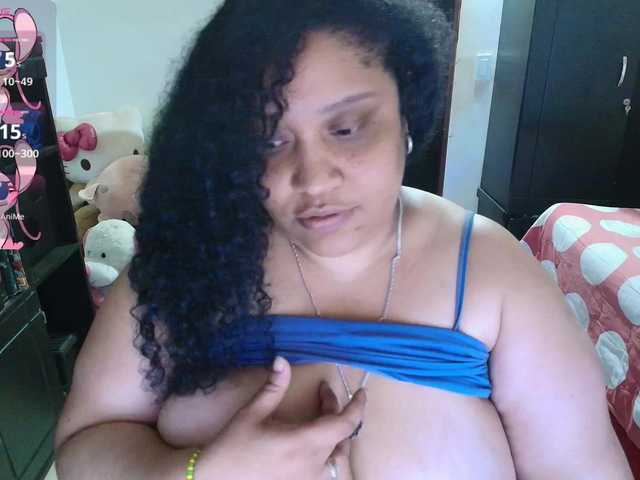 PandoraDreams live cam on BongaCams