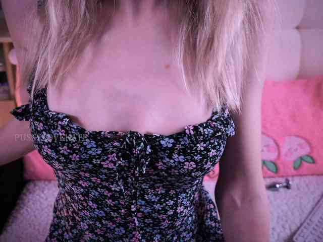 Pussylovekate webcam