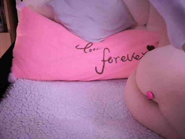 Pussylovekate webcam