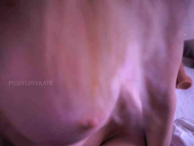 Pussylovekate webcam