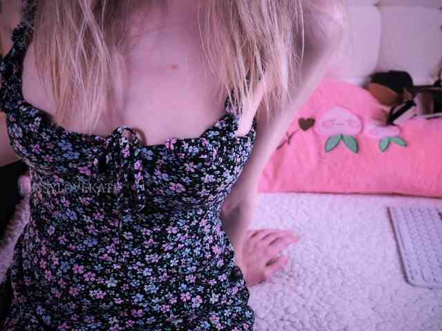 Модель: Pussylovekate
