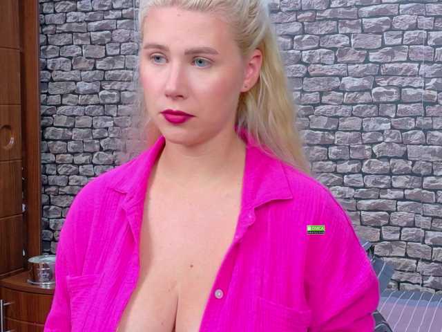 CuteBlondie