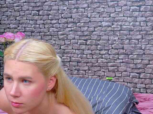 CuteBlondie