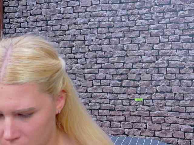 CuteBlondie