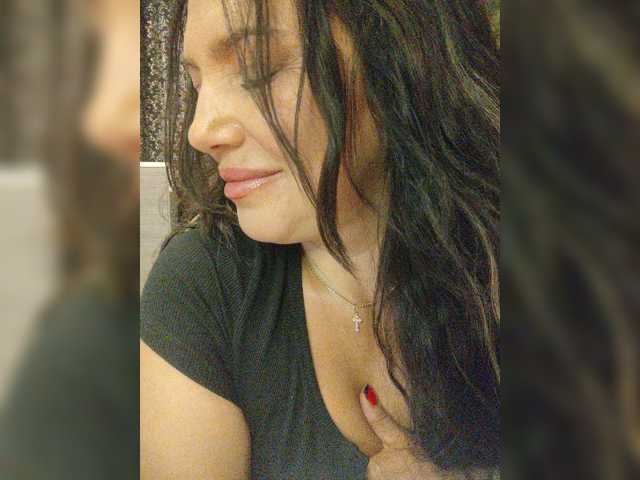 Lalili live cam on BongaCams