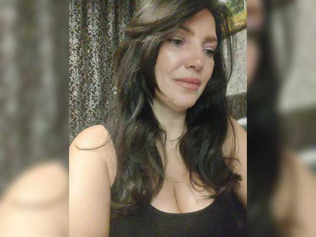Lalili live cam on BongaCams