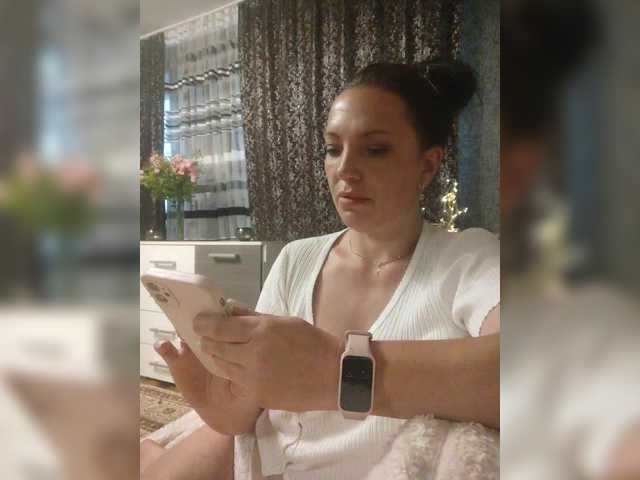Lalili live cam on BongaCams