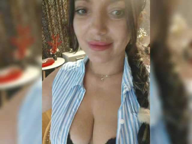 Lalili live webcam show